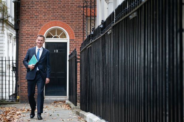 Chancellor Jeremy Hunt leaves 11 Downing Street, for the House of Commons to deliver his 2023 autumn statement